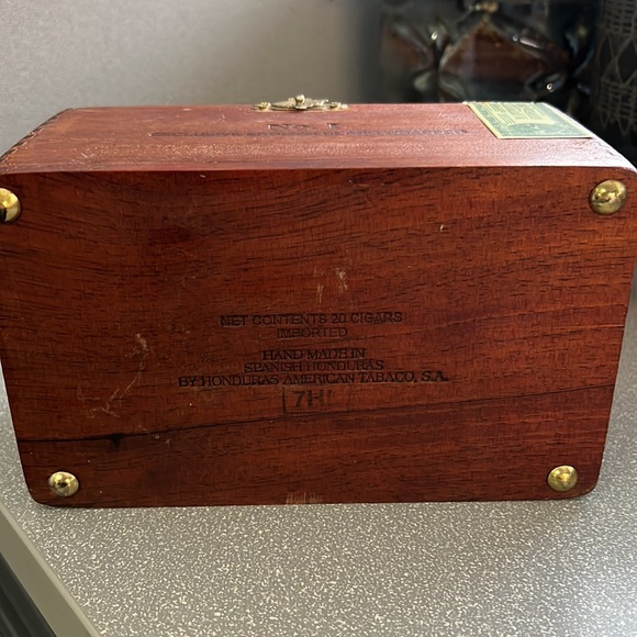 Cigar box purse - Picture 8 of 11